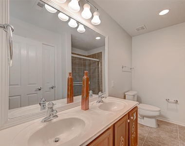 13600 Breton Ridge Street - Photo Thumbnail 38