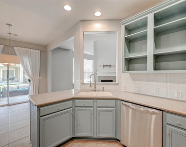 13600 Breton Ridge Street - Photo Thumbnail 26