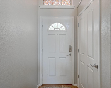 13600 Breton Ridge Street - Photo Thumbnail 7