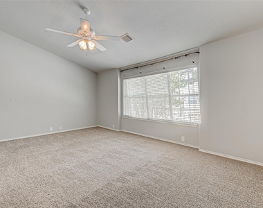 13600 Breton Ridge Street - Photo Thumbnail 34