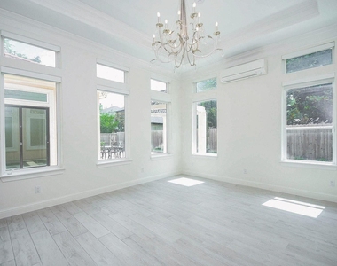 422 Mignon Lane - Photo Thumbnail 17