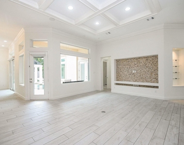 422 Mignon Lane - Photo Thumbnail 7