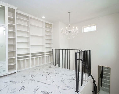 422 Mignon Lane - Photo Thumbnail 19