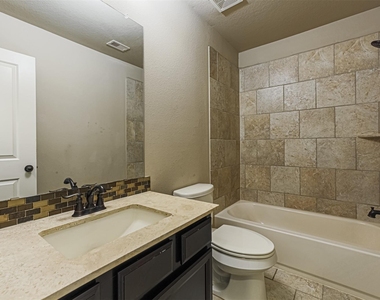 3402 Duplin Creek Drive - Photo Thumbnail 25