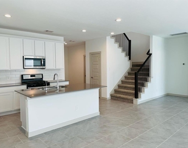28935 Yukon River Court - Photo Thumbnail 4