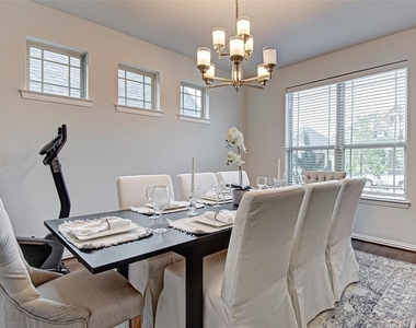 23811 Via Viale Dr - Photo Thumbnail 4