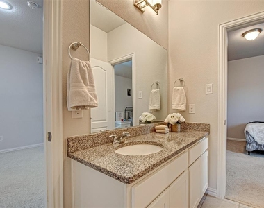 23811 Via Viale Dr - Photo Thumbnail 34