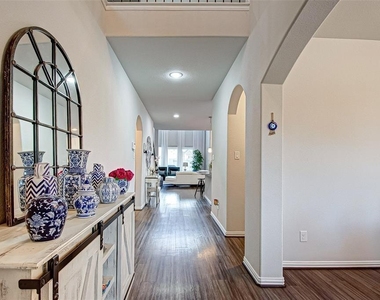 23811 Via Viale Dr - Photo Thumbnail 1