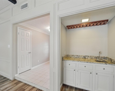 22406 Prince George Street - Photo Thumbnail 6