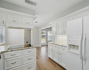 22406 Prince George Street - Photo Thumbnail 14