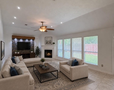 3210 Woodcreek Glen Lane - Photo Thumbnail 4