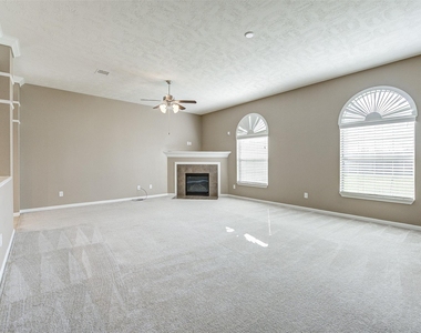 3718 Quarter Horse Trail - Photo Thumbnail 24
