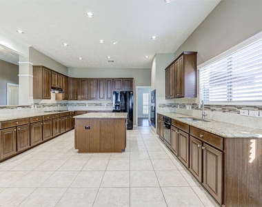 3718 Quarter Horse Trail - Photo Thumbnail 14