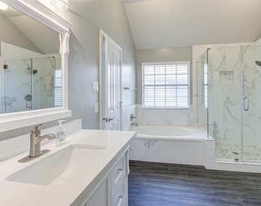 3718 Quarter Horse Trail - Photo Thumbnail 39