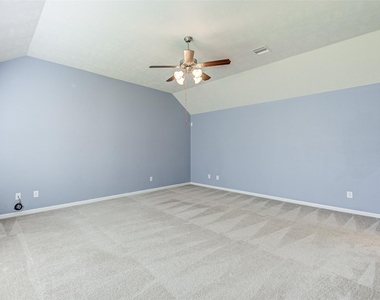 3718 Quarter Horse Trail - Photo Thumbnail 33