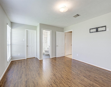 3718 Quarter Horse Trail - Photo Thumbnail 8