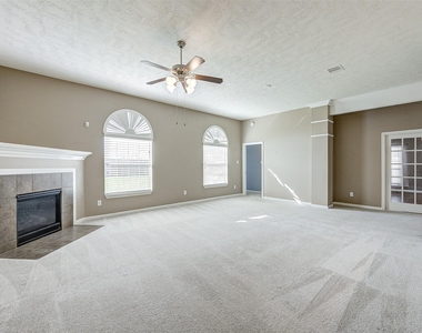 3718 Quarter Horse Trail - Photo Thumbnail 19