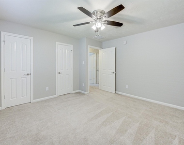 3718 Quarter Horse Trail - Photo Thumbnail 29