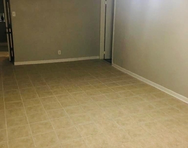 513 Cypress Avenue - Photo Thumbnail 24