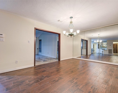 10850 Kirktown Drive - Photo Thumbnail 4