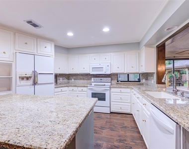 10850 Kirktown Drive - Photo Thumbnail 1