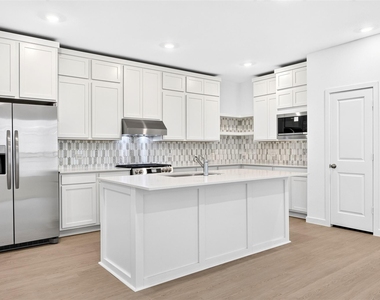 27447 Sunterra Village Drive - Photo Thumbnail 14
