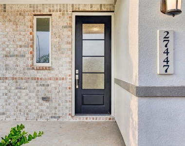 27447 Sunterra Village Drive - Photo Thumbnail 7