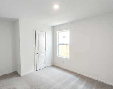 26819 Feather Reed Drive - Photo Thumbnail 27
