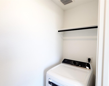26819 Feather Reed Drive - Photo Thumbnail 20