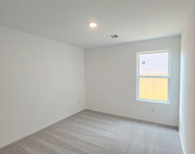 26819 Feather Reed Drive - Photo Thumbnail 22