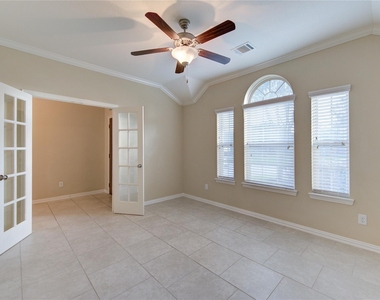 6519 Point Hollow Lane - Photo Thumbnail 7