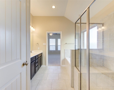 6519 Point Hollow Lane - Photo Thumbnail 42