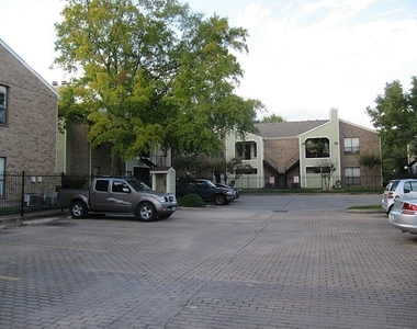 6602 Harbor Town Drive - Photo Thumbnail 21