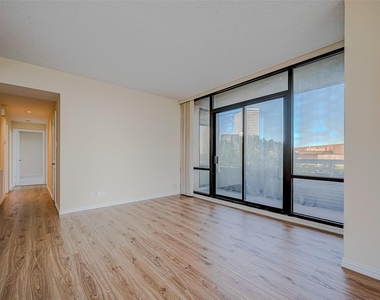 14 Greenway Plaza - Photo Thumbnail 3