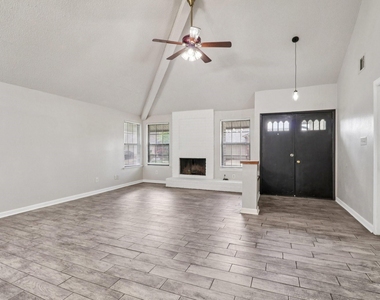 11306 Bayou Place Lane - Photo Thumbnail 3