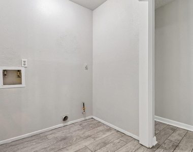 11306 Bayou Place Lane - Photo Thumbnail 14