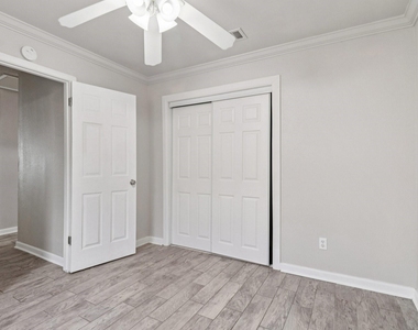 11306 Bayou Place Lane - Photo Thumbnail 16