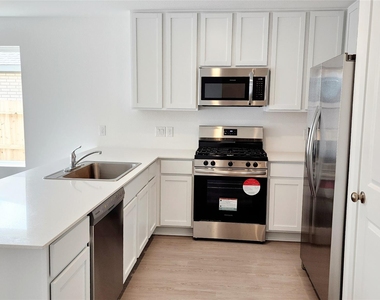 26715 Red Sunset Maple Lane - Photo Thumbnail 16