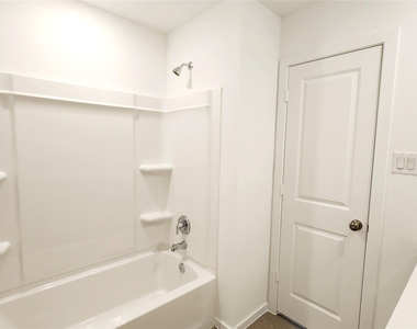 26715 Red Sunset Maple Lane - Photo Thumbnail 10