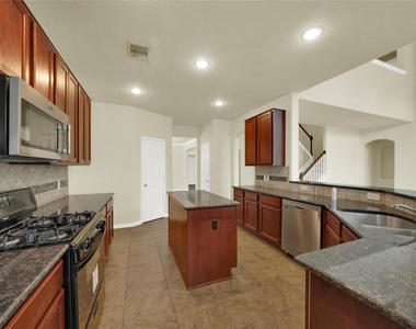 20803 Fair Walnut Way - Photo Thumbnail 3