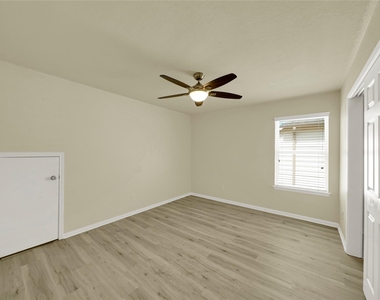 20803 Fair Walnut Way - Photo Thumbnail 15