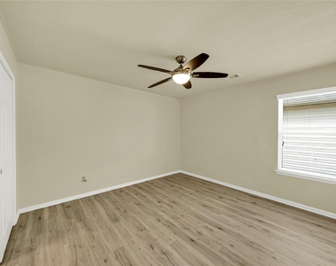 20803 Fair Walnut Way - Photo Thumbnail 21