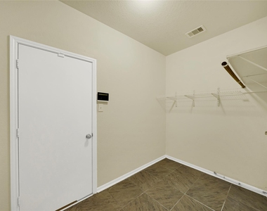 20803 Fair Walnut Way - Photo Thumbnail 25