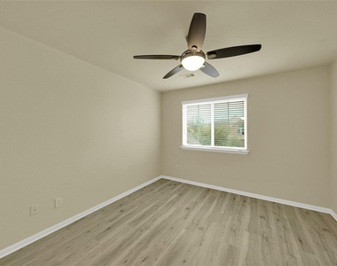20803 Fair Walnut Way - Photo Thumbnail 16