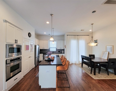 403 Jackson Hill Street - Photo Thumbnail 26