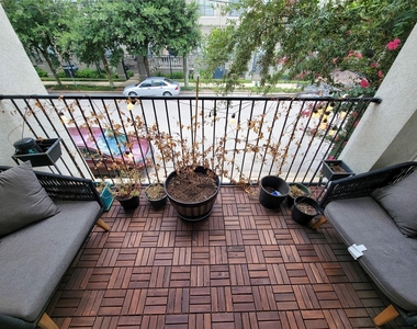 403 Jackson Hill Street - Photo Thumbnail 29