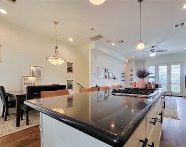 403 Jackson Hill Street - Photo Thumbnail 17