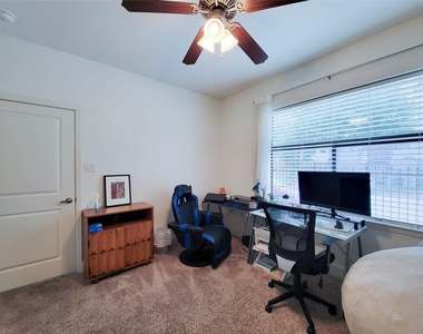 403 Jackson Hill Street - Photo Thumbnail 8