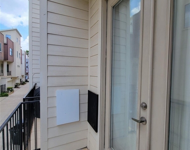 403 Jackson Hill Street - Photo Thumbnail 27