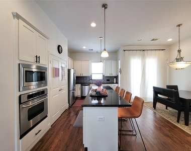 403 Jackson Hill Street - Photo Thumbnail 12